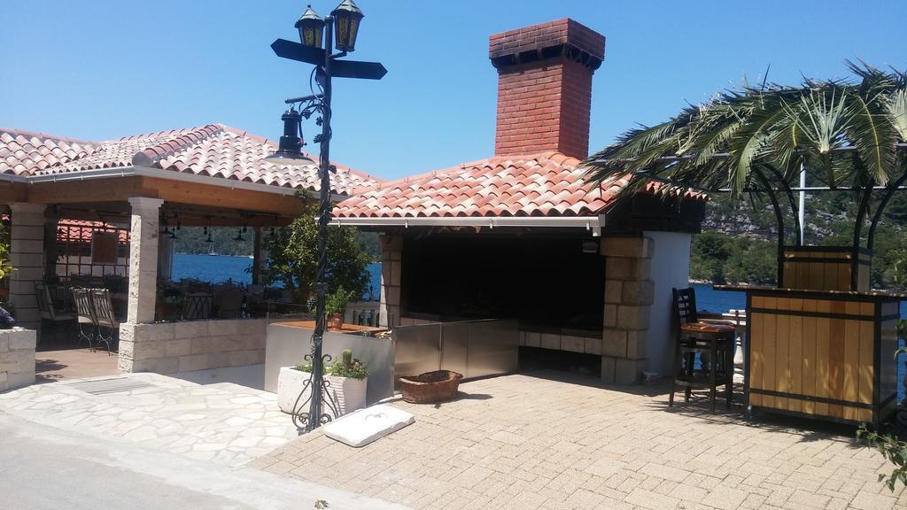 Sea House Mljet Hotel Polace Exterior photo